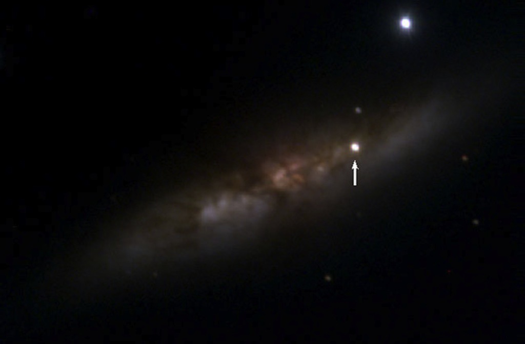 SN 2014J Oddball: Nearby Supernova Is a Bit Weird